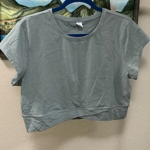 NWOT Old Navy Blue Power Chill Crop Top